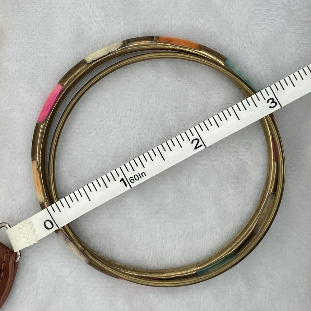 Vtg 2 Brass Bangle Bracelets 1 Shell Inlay Coastal Beachy Eclectic Jingle Jangle - Picture 5 of 5